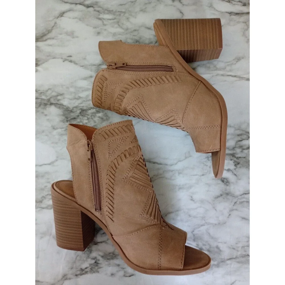 Universal Thread Open Toe Open Heel Ankle Boots Size 7